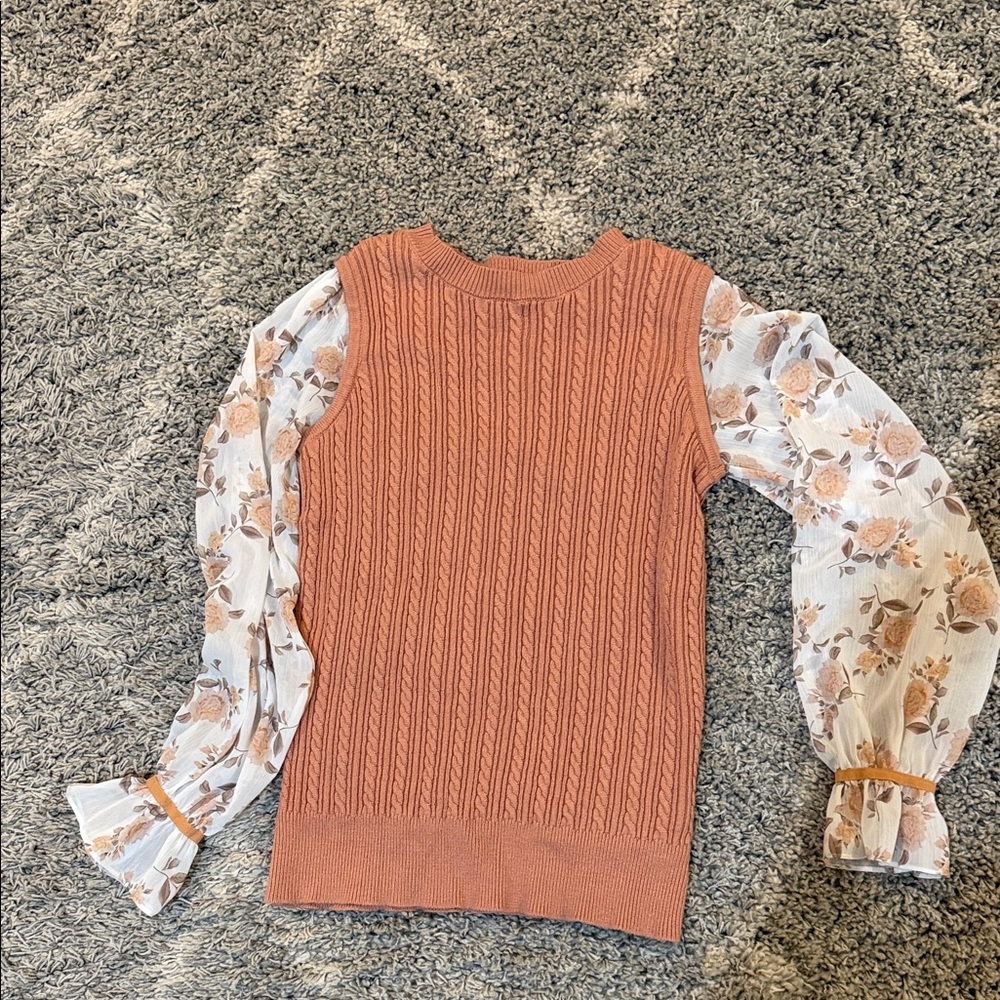 Women's Rust Cable Knit Sleeveless Sweater with Floral Sheer Sleeves